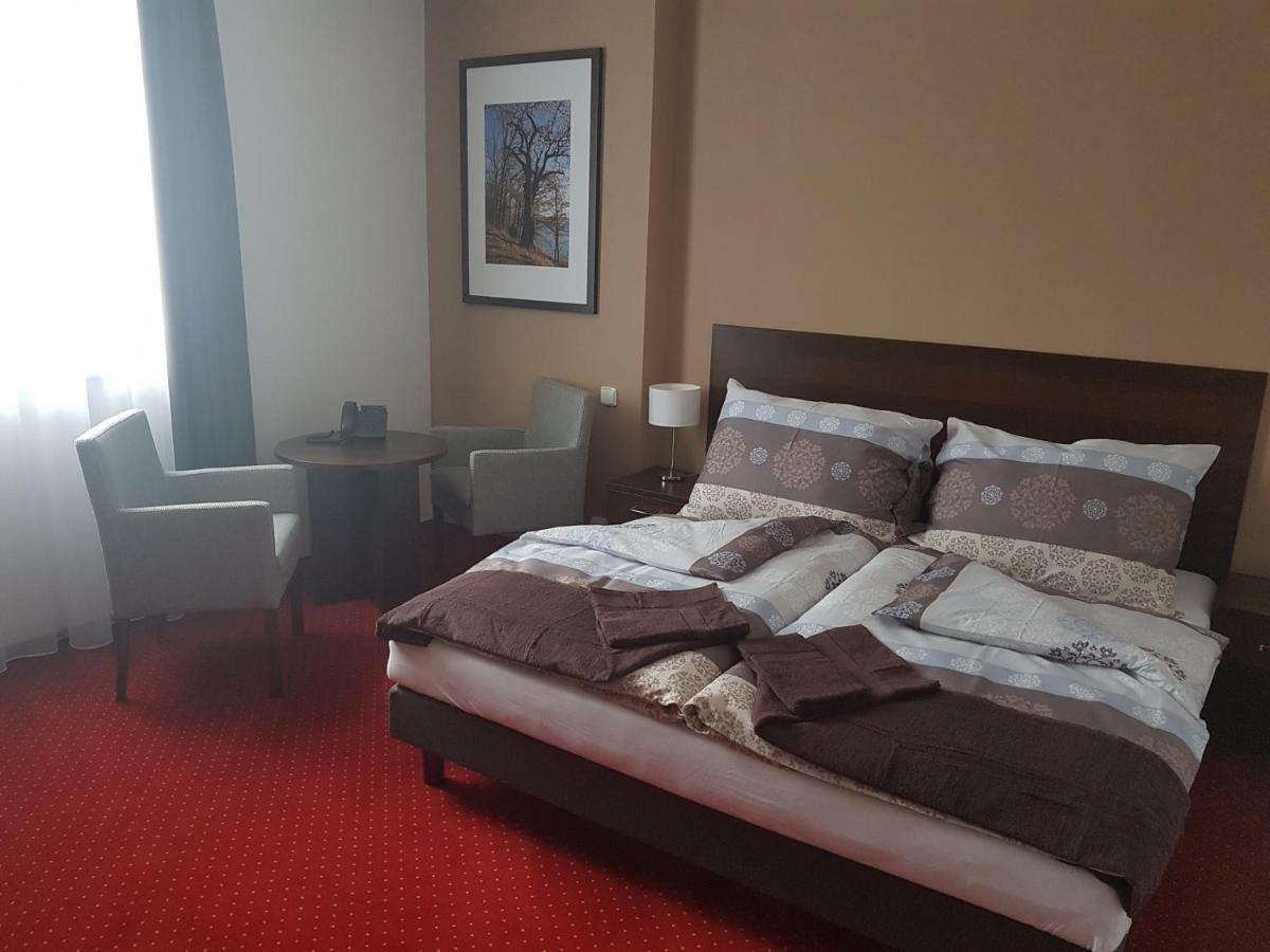 Wellness Hotel Harmonie Třeboň 外观 照片